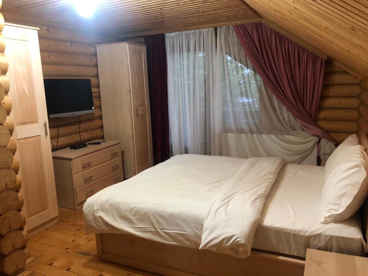 Коттедж Luky Myhove Buitenkant foto